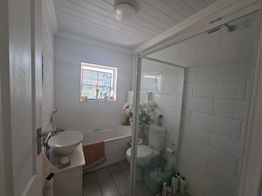 2 Bedroom Property for Sale in Tergniet Western Cape